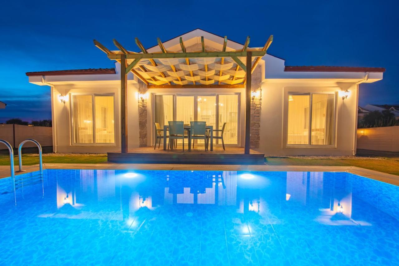 Sunteos Villa Suites Fethiye Esterno foto